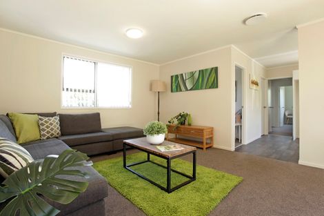 Photo of property in 51 John Walker Drive, Manurewa, Auckland, 2102