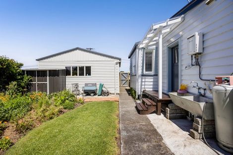 Photo of property in 53 Fox Street, Opunake, 4616