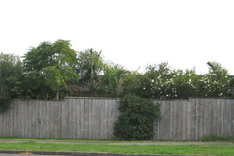 Photo of property in 72a Bleakhouse Road, Howick, Auckland, 2014