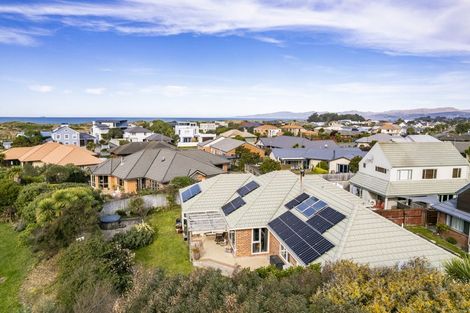 Photo of property in 14 Eastwood Rise, Waimairi Beach, Christchurch, 8083