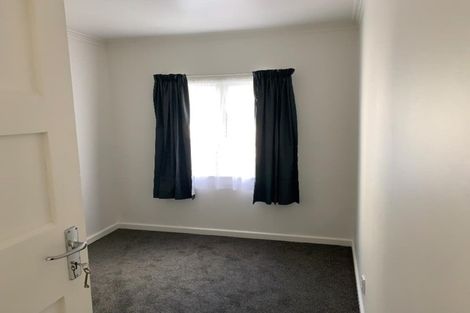 Photo of property in 17 Larsen Court, Roslyn, Palmerston North, 4414