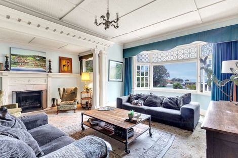 Photo of property in 353 Devon Street West, Lynmouth, New Plymouth, 4310