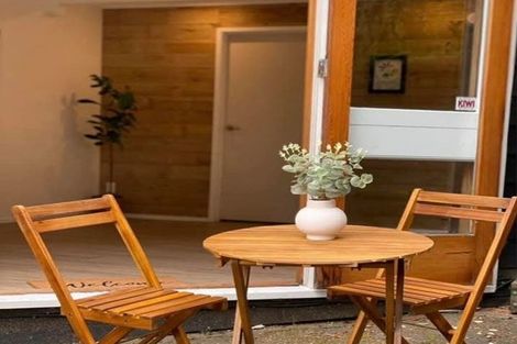 Photo of property in 5 Wakanui Street, Birkenhead, Auckland, 0626