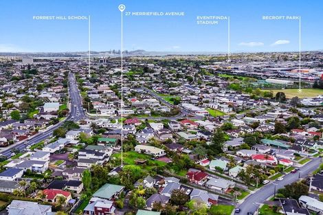Photo of property in 27 Merriefield Avenue, Forrest Hill, Auckland, 0620