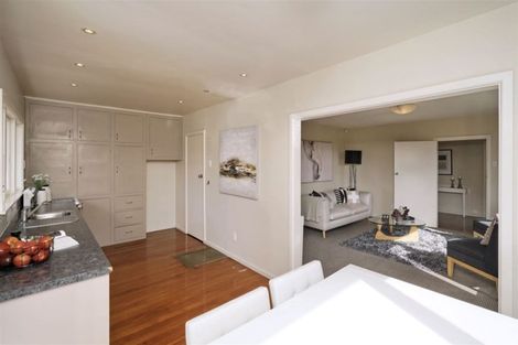 Photo of property in 420 Memorial Avenue, Burnside, Christchurch, 8053