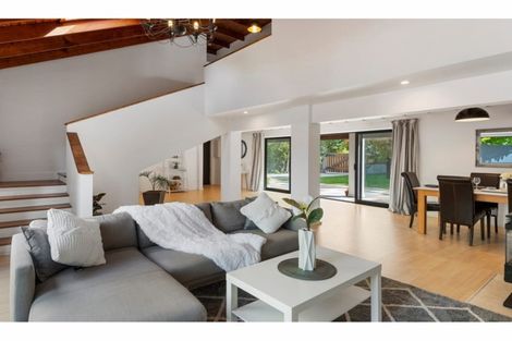 Photo of property in 23 Derrett Place, Saint Martins, Christchurch, 8022