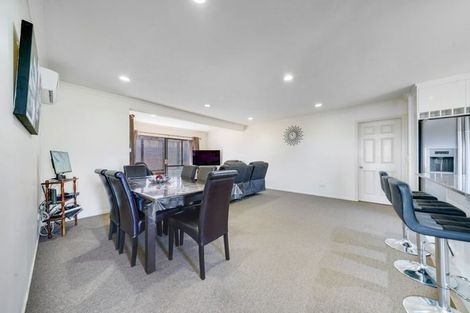 Photo of property in 96 Pitt Avenue, Clendon Park, Auckland, 2103