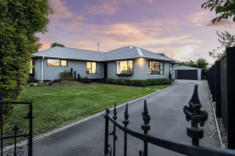 Photo of property in 194 Springs Road, Hornby, Christchurch, 8042