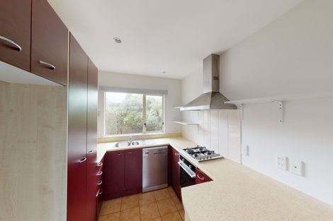 Photo of property in 74 Dress Circle, Newlands, Wellington, 6037