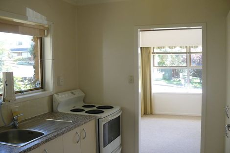 Photo of property in 1/72 Alton Avenue, Hillcrest, Auckland, 0627