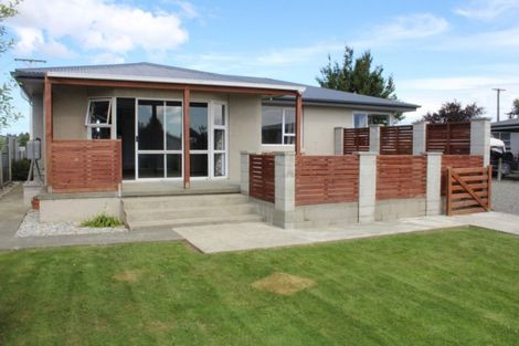 Photo of property in 6 Church Street, Winton, 9720
