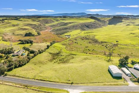 Photo of property in 402 Baylys Coast Road, Dargaville, 0377