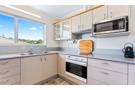 Photo of property in 42 Velma Road, Hillcrest, Auckland, 0627