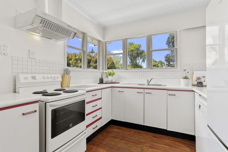 Photo of property in 199 Eskdale Road, Birkenhead, Auckland, 0626