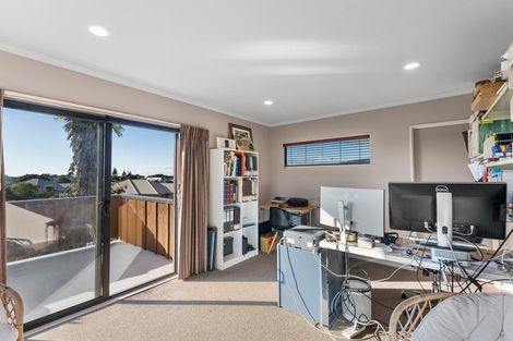 Photo of property in 6 Te Ropata Place, Waikanae Beach, Waikanae, 5036