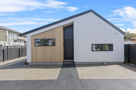 Photo of property in 15 Cameron Street, Sydenham, Christchurch, 8023