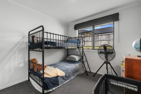 Photo of property in 1 Antrim Glade, Welcome Bay, Tauranga, 3175