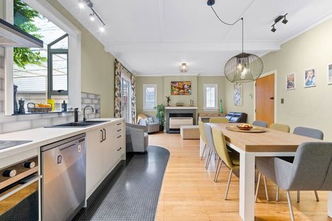 Photo of property in 210 Bay View Road, South Dunedin, Dunedin, 9012