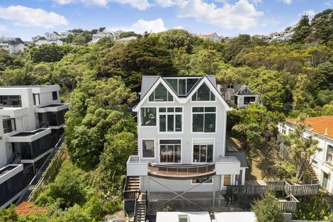 Photo of property in 302u1 Oriental Parade, Oriental Bay, Wellington, 6011