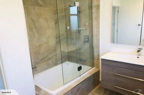 Photo of property in 160b Ridge Road, Howick, Auckland, 2014