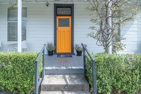 Photo of property in 12 Root Street, Gisborne, 4010
