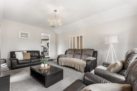 Photo of property in 4 Hendrika Court, Hobsonville, Auckland, 0618