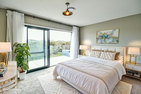 Photo of property in 11 Bayvista Drive, Karaka, Papakura, 2113