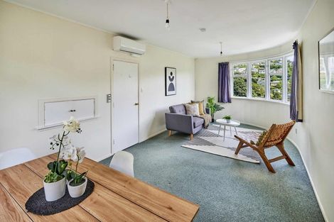 Photo of property in 20u5 Saint Michaels Crescent, Kelburn, Wellington, 6012