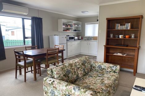 Photo of property in 1d Wakelin Street, Carterton, 5713