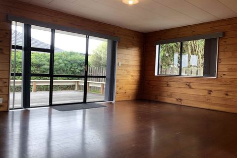 Photo of property in 158 View Road, Sunnyvale, Auckland, 0612