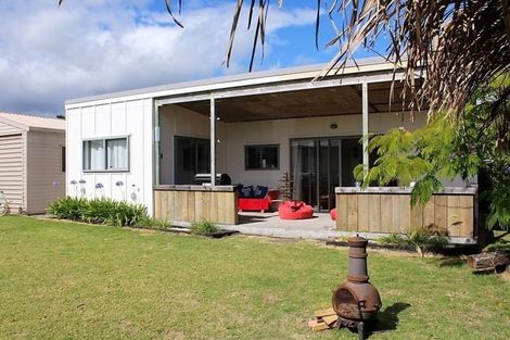 Photo of property in 414 Seaforth Road, Bowentown, Waihi Beach, 3177