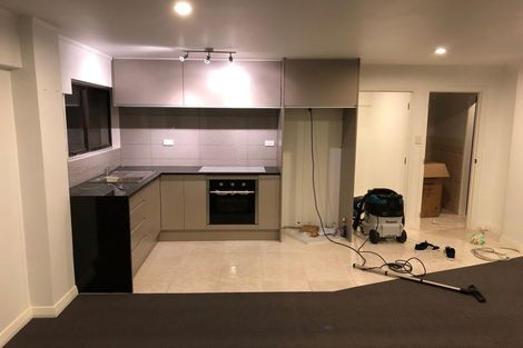 Photo of property in 12 Miller Road, Mangere Bridge, Auckland, 2022