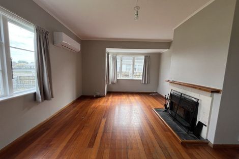 Photo of property in 126 Rangiora Avenue, Roslyn, Palmerston North, 4414