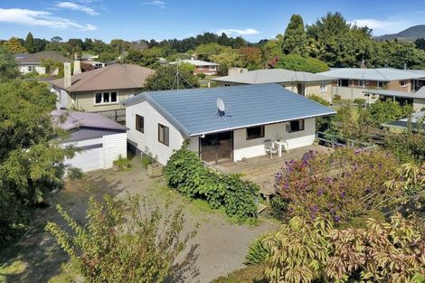 Photo of property in 28 Princess Street, Te Puke, 3119