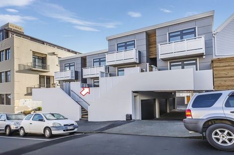 Photo of property in Pirie Street Townhouses, 35u2 Pirie Street, Mount Victoria, Wellington, 6011
