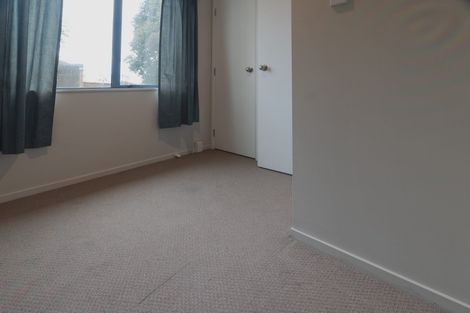 Photo of property in 86b Royal View Road, Te Atatu South, Auckland, 0610