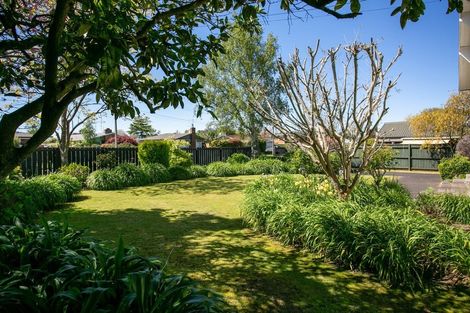 Photo of property in 30 Grosvenor Street, Cambridge, 3434