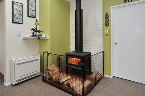 Photo of property in 2 Holcroft Court, Rangiora, 7400