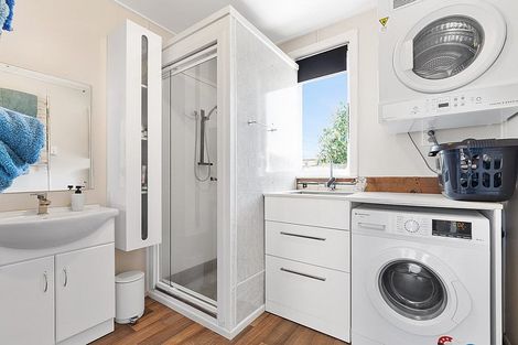 Photo of property in 2 Gibson Road, Tuakau, 2121