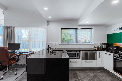 Photo of property in 8 Simkin Street, Taupo, 3330