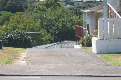 Photo of property in 2/62 Bentley Avenue, Glenfield, Auckland, 0629