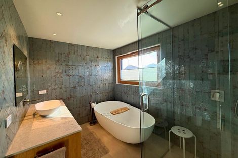 Photo of property in 21 Rocklands Court, Wanaka, 9305