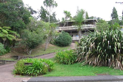 Photo of property in 124 Wood Bay Road, Titirangi, Auckland, 0604