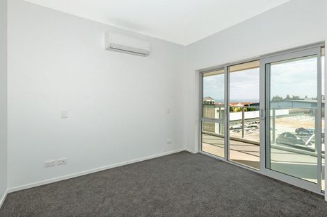 Photo of property in Marina View Apartments, 201/4 Reads Quay, Gisborne, 4010