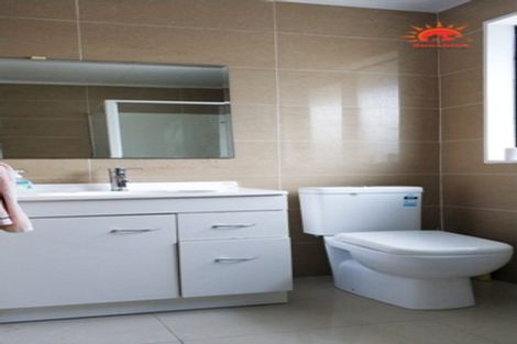 Photo of property in 148 Don Buck Road, Massey, Auckland, 0614