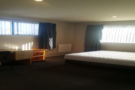 Photo of property in 100 Rattray Street, Riccarton, Christchurch, 8041