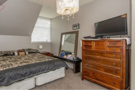 Photo of property in 244 Memorial Avenue, Burnside, Christchurch, 8053