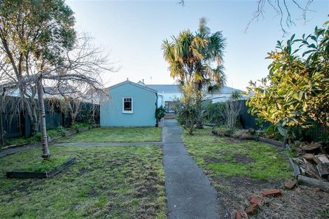 Photo of property in 8 Sale Street, Napier South, Napier, 4110
