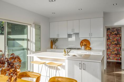 Photo of property in 6 Yelverton Place, Huntsbury, Christchurch, 8022