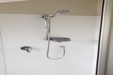 Photo of property in 47 Grove Road, Papakura, 2110